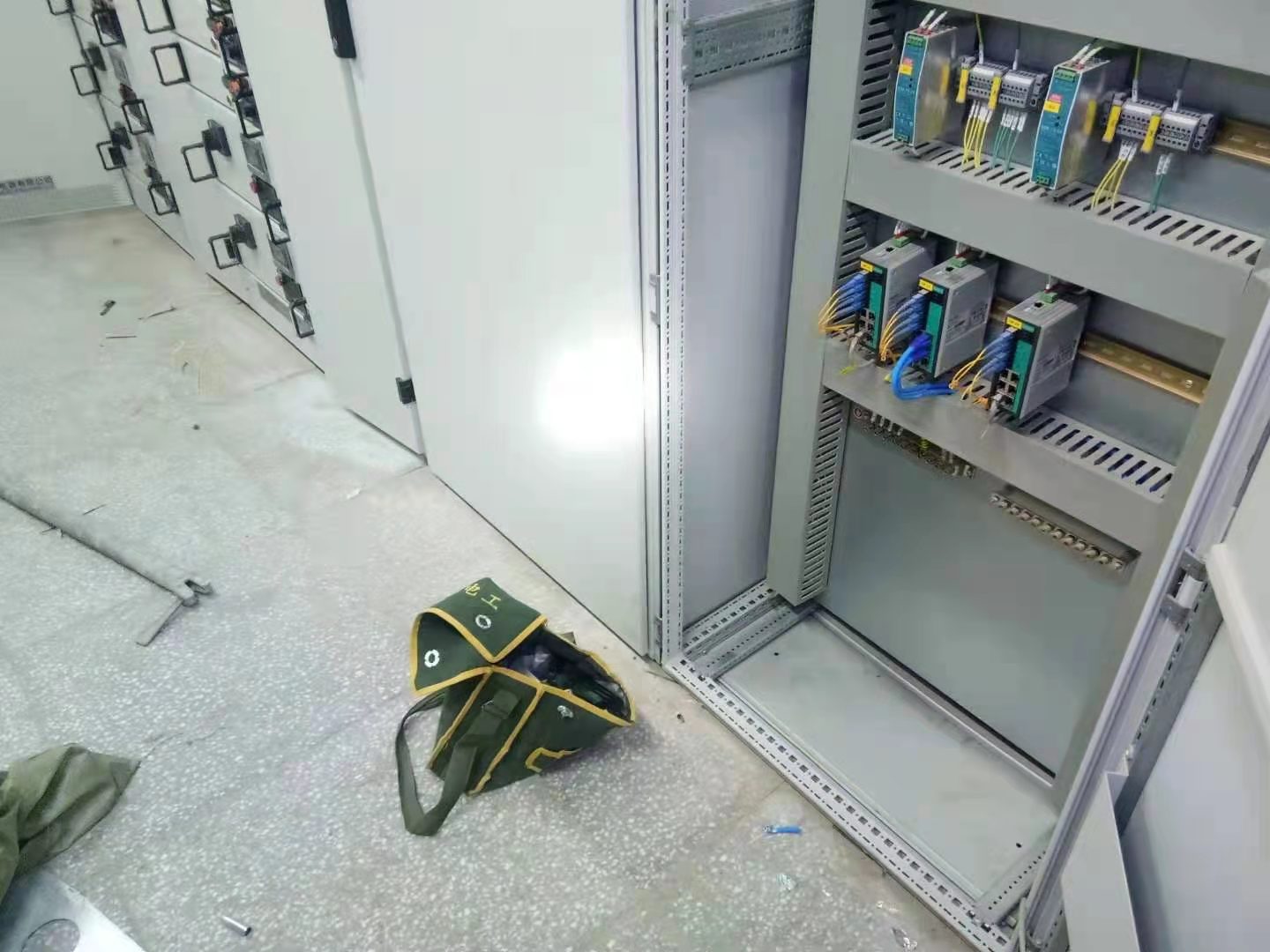 徐州城事轨道交通3号线1期工程弱点02安装标段