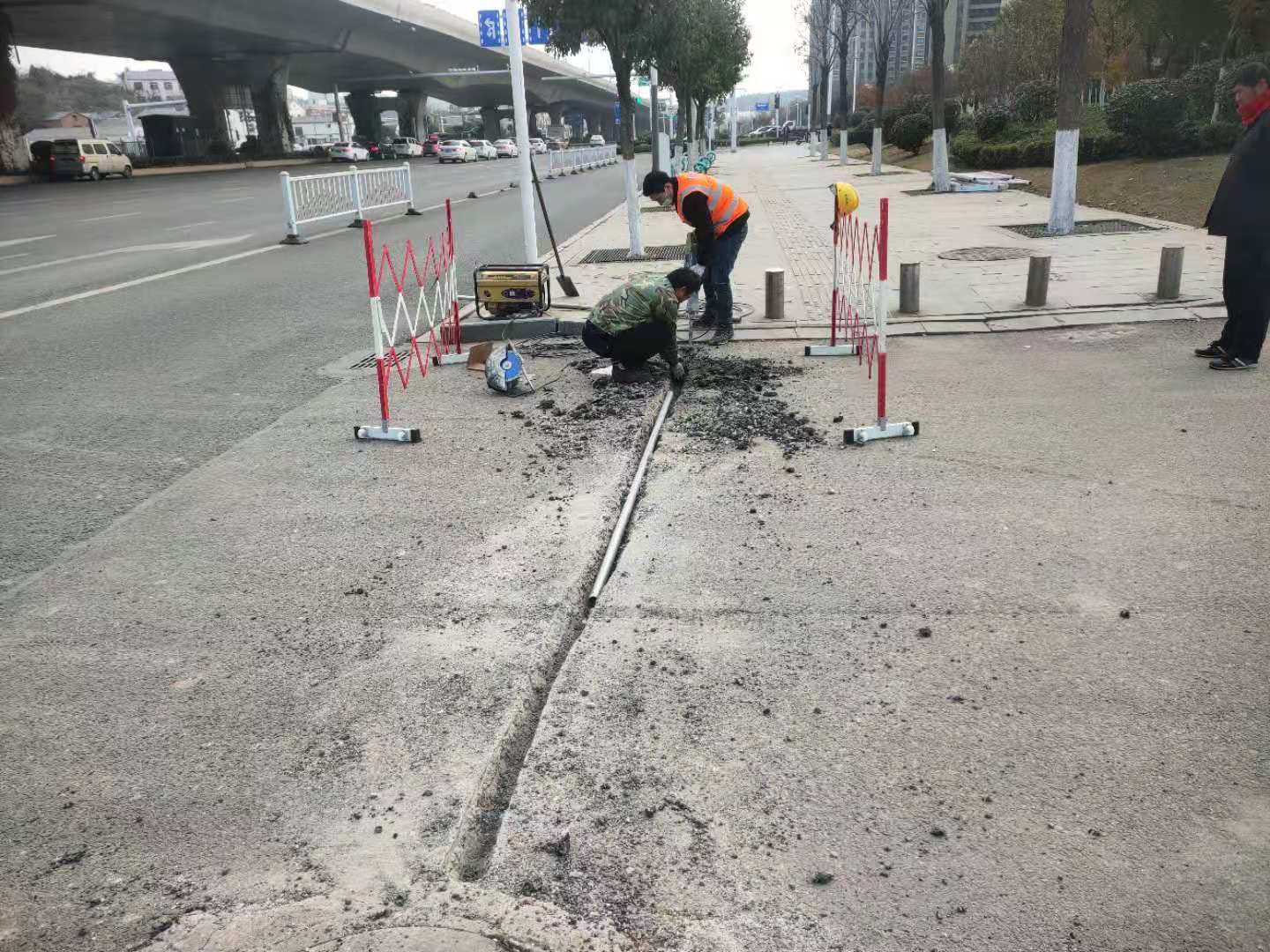 徐州铁塔公司外部强电施工